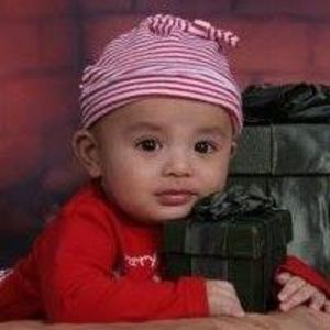 Meet your Posher, Perla